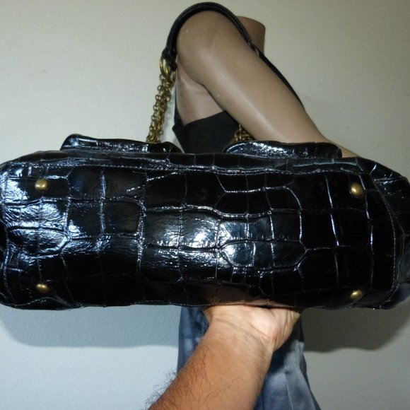 BABEE D LARGE EMBOSSED LEATHER BAG. EUC - Picture 8 of 16